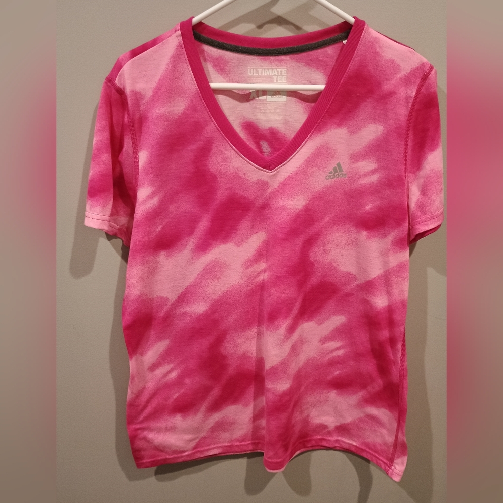Women's Ultimate Tee Pink Tie-Dye T-Shirt